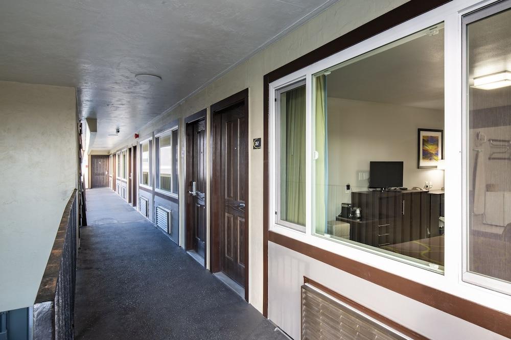 Super 8 By Wyndham Eureka Exterior foto